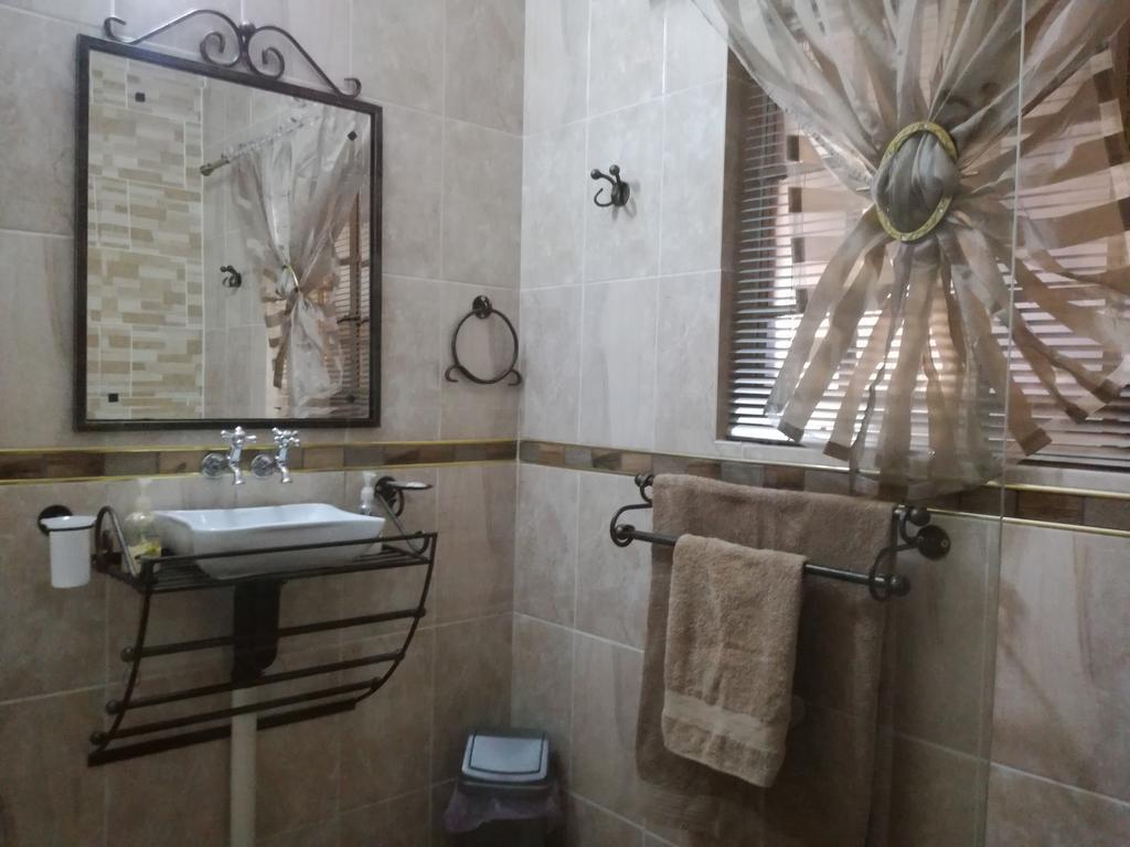 All Over Africa Guest House Kempton Park Kültér fotó