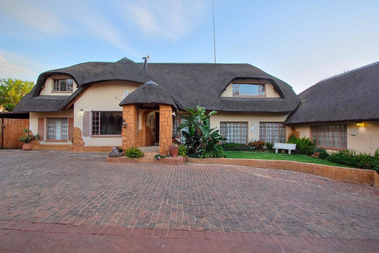 All Over Africa Guest House Kempton Park Kültér fotó